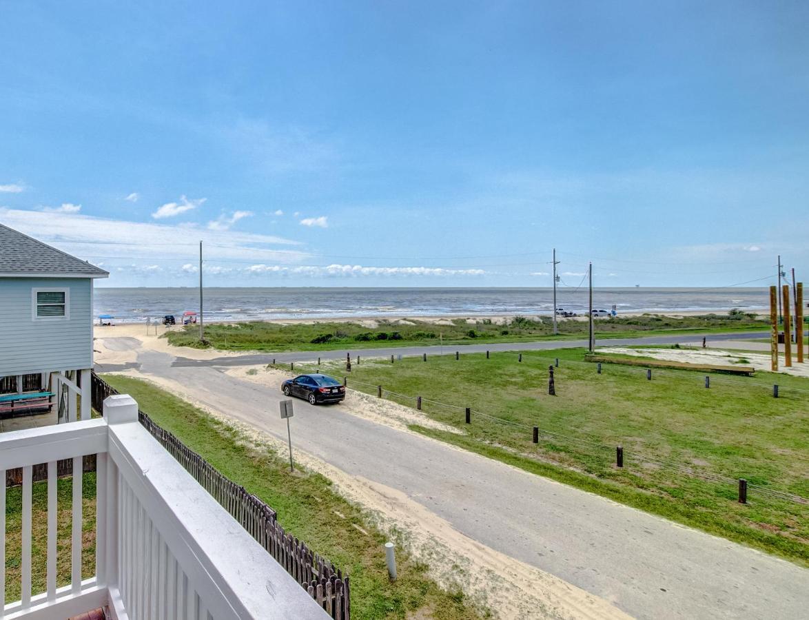 Spring Break Specials! Front Row Views - Tiki Bar - Playground Villa Bolivar Peninsula Buitenkant foto