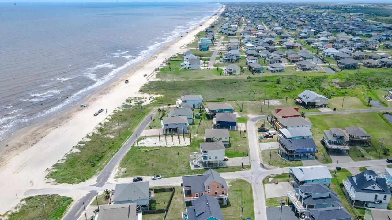 Spring Break Specials! Front Row Views - Tiki Bar - Playground Villa Bolivar Peninsula Buitenkant foto