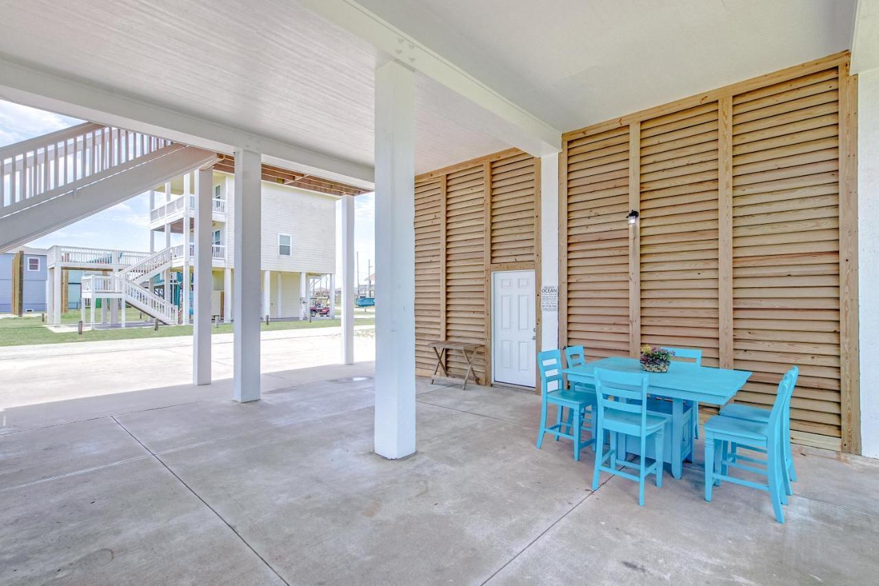 Spring Break Specials! Front Row Views - Tiki Bar - Playground Villa Bolivar Peninsula Buitenkant foto
